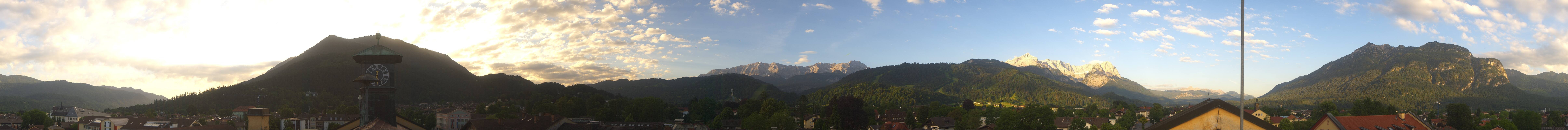 Archived image Webcam Garmisch townhall