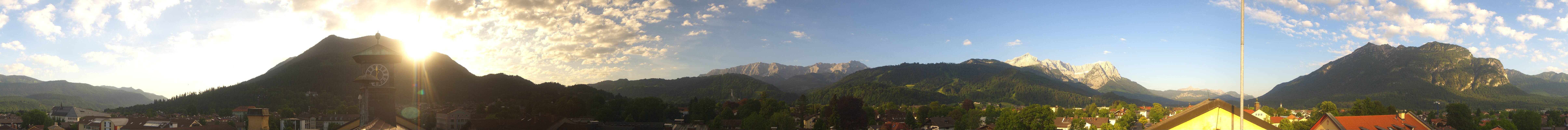 Archived image Webcam Garmisch townhall