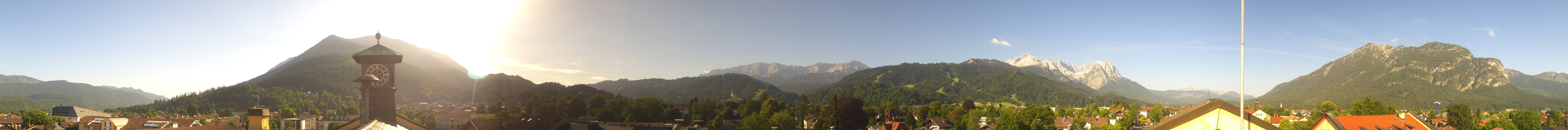 Archived image Webcam Garmisch townhall