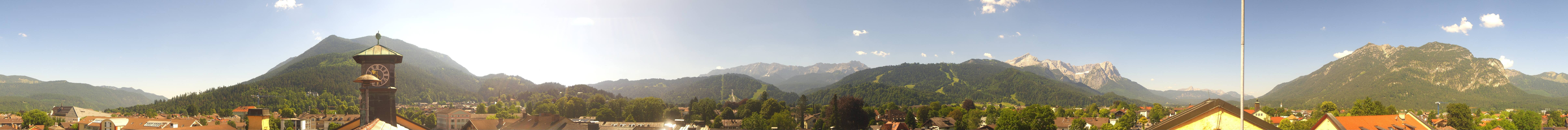 Archiv Foto Webcam Panoramablick Rathaus Garmisch-Partenkirchen