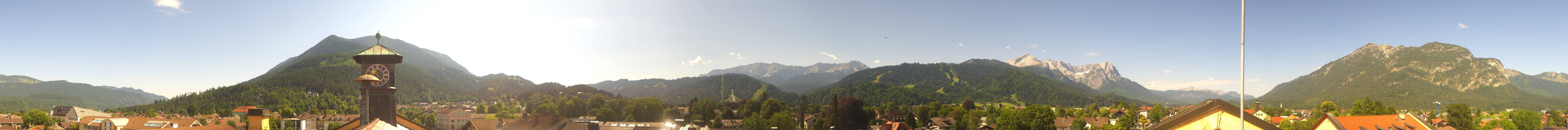 Archiv Foto Webcam Panoramablick Rathaus Garmisch-Partenkirchen