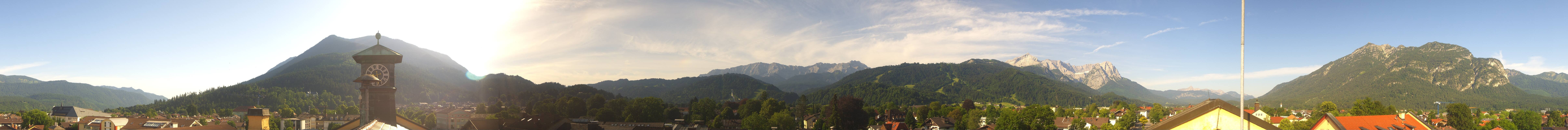 Archiv Foto Webcam Panoramablick Rathaus Garmisch-Partenkirchen