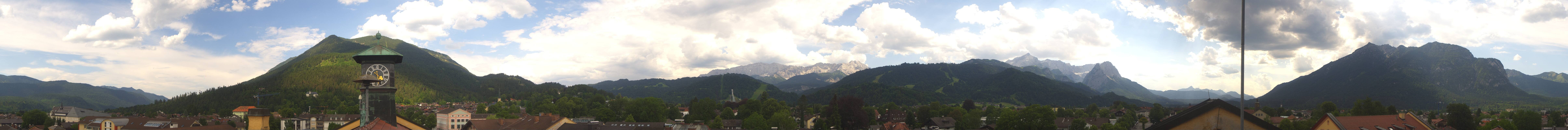 Archived image Webcam Garmisch townhall