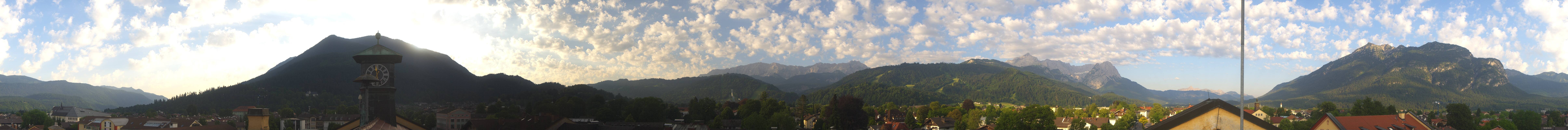 Archiv Foto Webcam Panoramablick Rathaus Garmisch-Partenkirchen