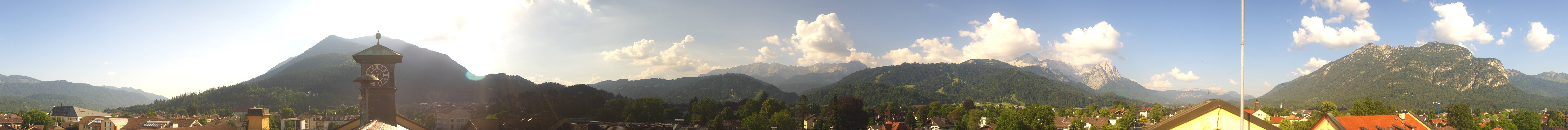 Archiv Foto Webcam Panoramablick Rathaus Garmisch-Partenkirchen