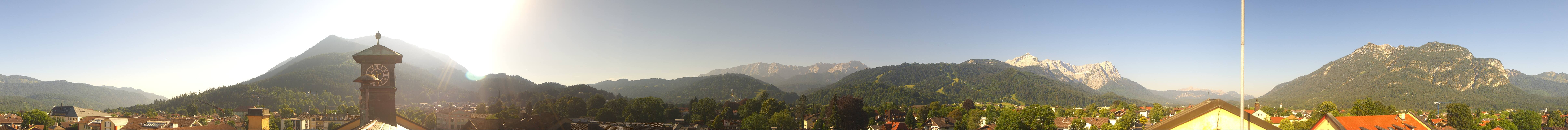 Archiv Foto Webcam Panoramablick Rathaus Garmisch-Partenkirchen