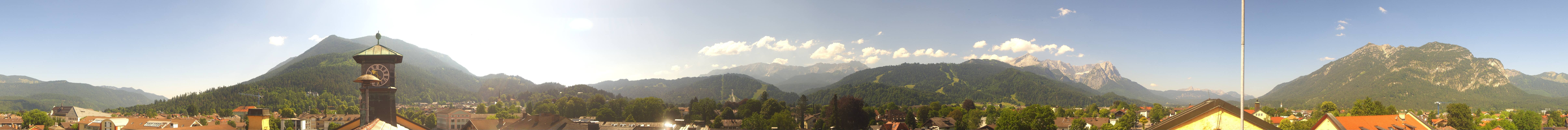 Archiv Foto Webcam Panoramablick Rathaus Garmisch-Partenkirchen