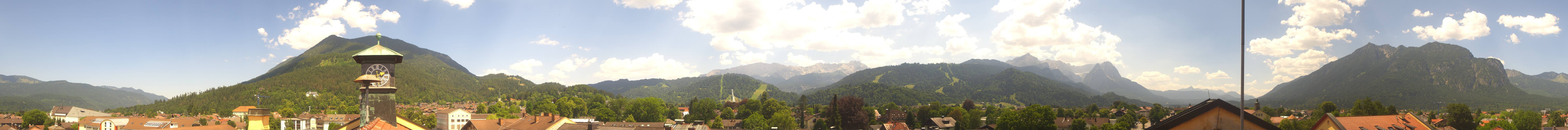Archiv Foto Webcam Panoramablick Rathaus Garmisch-Partenkirchen