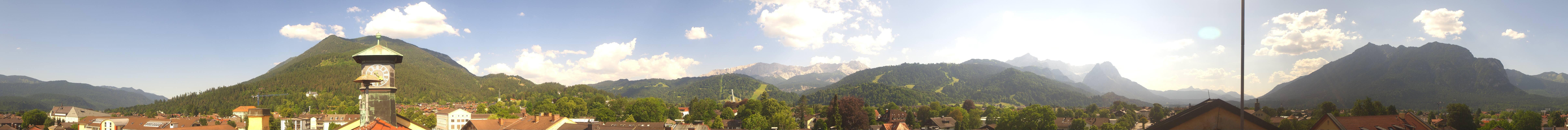 Archiv Foto Webcam Panoramablick Rathaus Garmisch-Partenkirchen