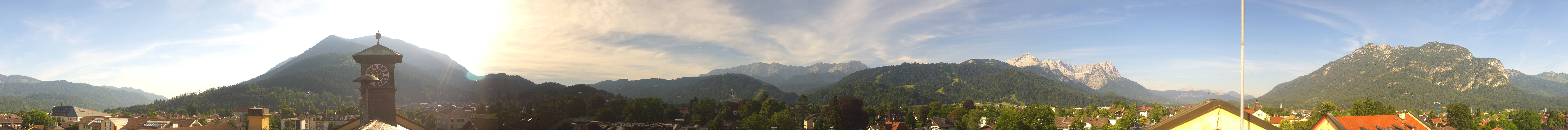 Archiv Foto Webcam Panoramablick Rathaus Garmisch-Partenkirchen