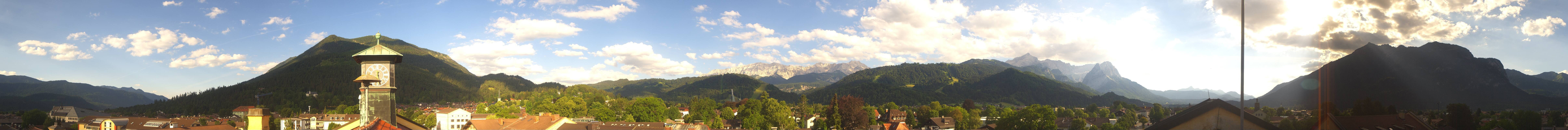 Archiv Foto Webcam Panoramablick Rathaus Garmisch-Partenkirchen