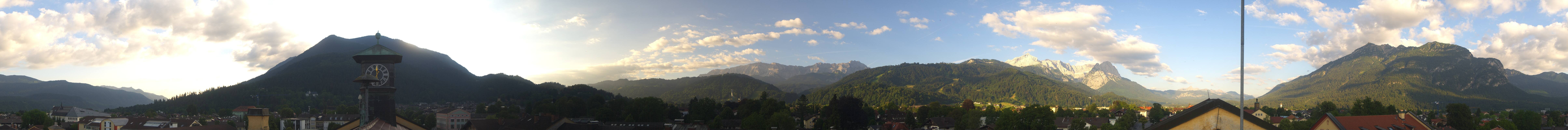 Archived image Webcam Garmisch townhall