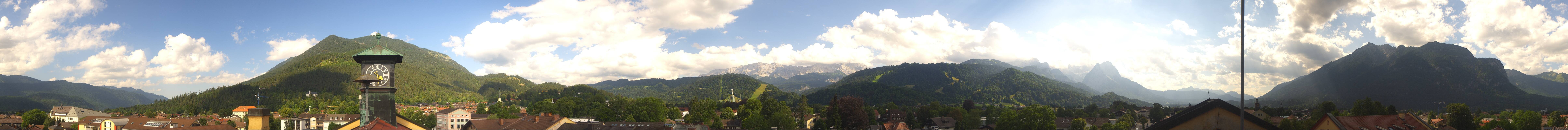 Archiv Foto Webcam Panoramablick Rathaus Garmisch-Partenkirchen
