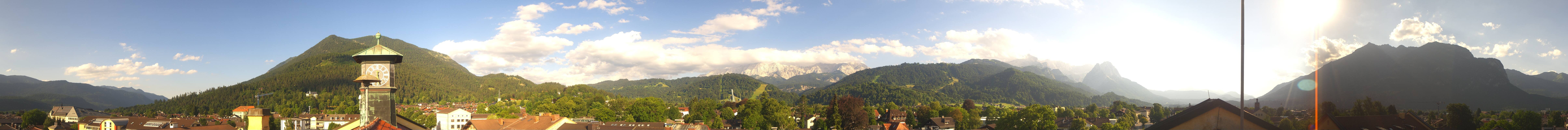Archiv Foto Webcam Panoramablick Rathaus Garmisch-Partenkirchen