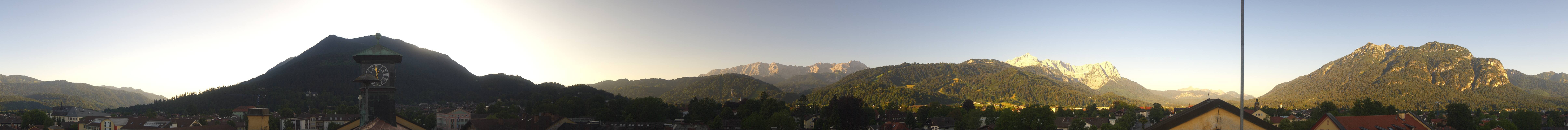Archived image Webcam Garmisch townhall
