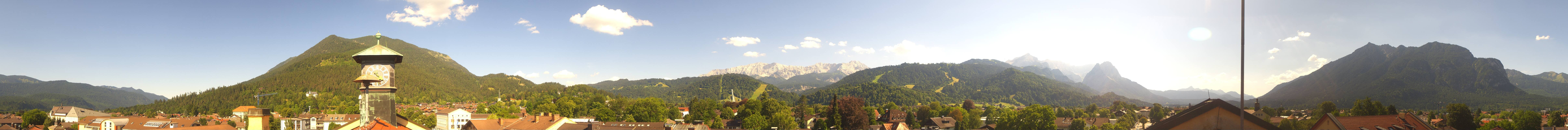 Archiv Foto Webcam Panoramablick Rathaus Garmisch-Partenkirchen