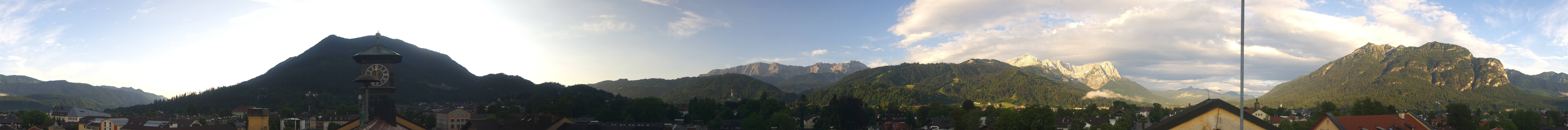 Archived image Webcam Garmisch townhall