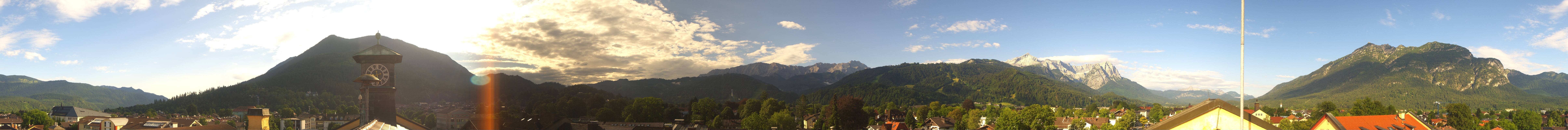 Archived image Webcam Garmisch townhall
