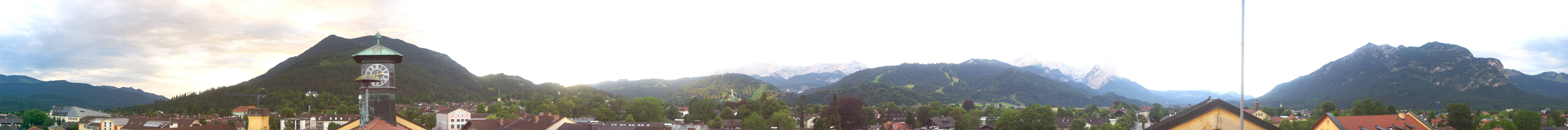 Archiv Foto Webcam Panoramablick Rathaus Garmisch-Partenkirchen