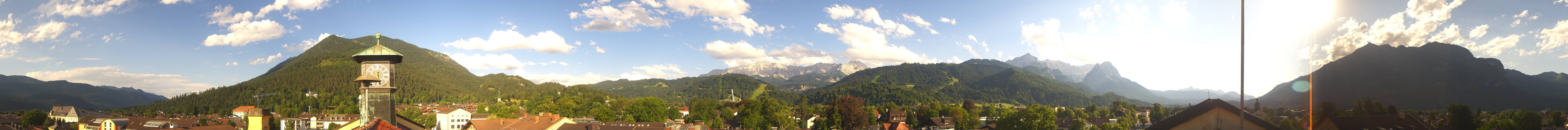Archiv Foto Webcam Panoramablick Rathaus Garmisch-Partenkirchen