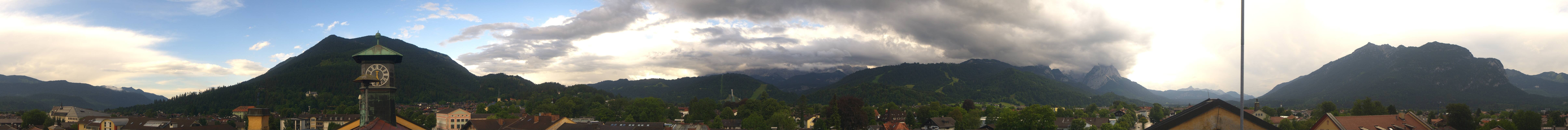 Archiv Foto Webcam Panoramablick Rathaus Garmisch-Partenkirchen