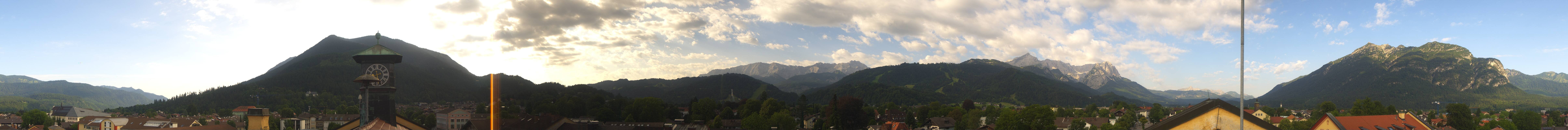 Archiv Foto Webcam Panoramablick Rathaus Garmisch-Partenkirchen