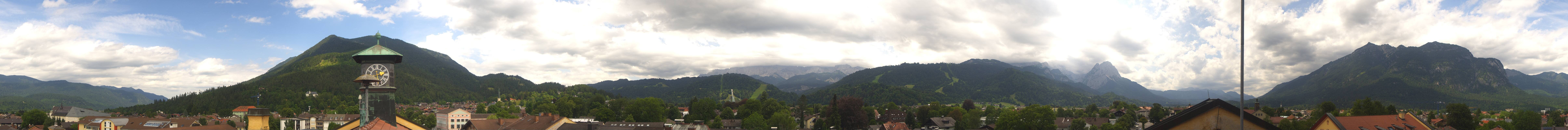 Archiv Foto Webcam Panoramablick Rathaus Garmisch-Partenkirchen