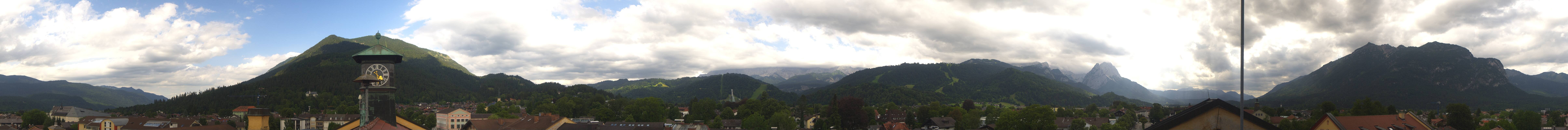 Archiv Foto Webcam Panoramablick Rathaus Garmisch-Partenkirchen