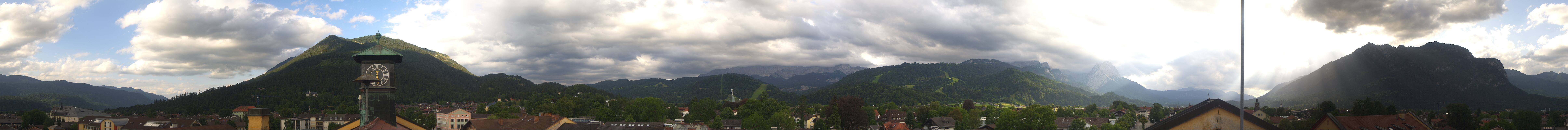 Archiv Foto Webcam Panoramablick Rathaus Garmisch-Partenkirchen