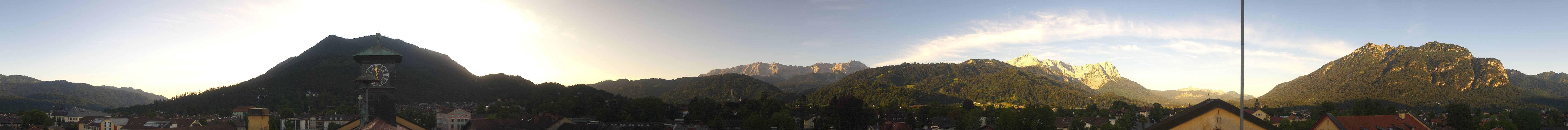 Archived image Webcam Garmisch townhall
