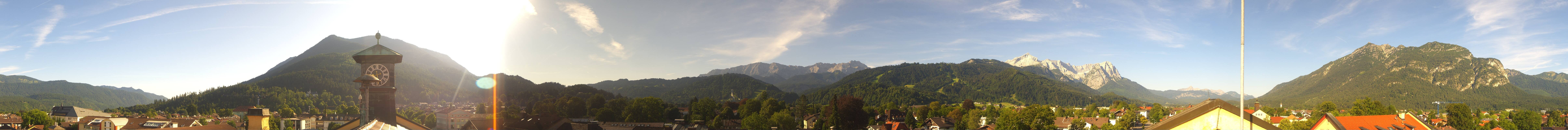 Archived image Webcam Garmisch townhall