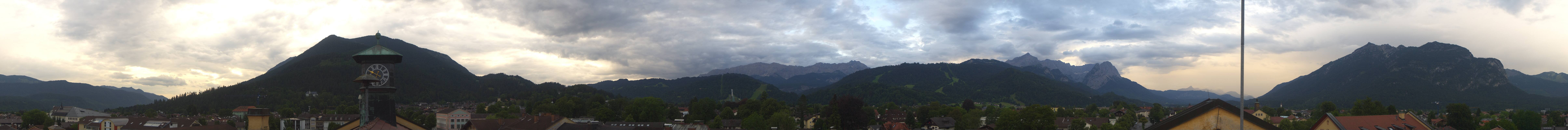Archiv Foto Webcam Panoramablick Rathaus Garmisch-Partenkirchen