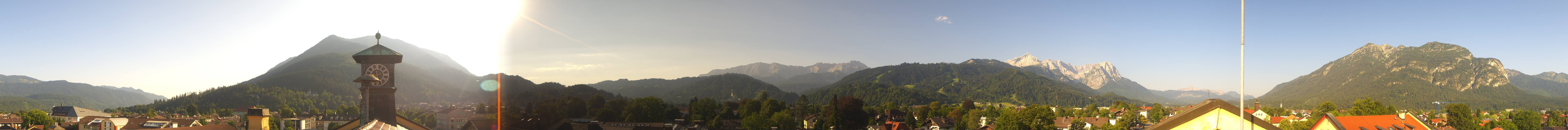Archiv Foto Webcam Panoramablick Rathaus Garmisch-Partenkirchen