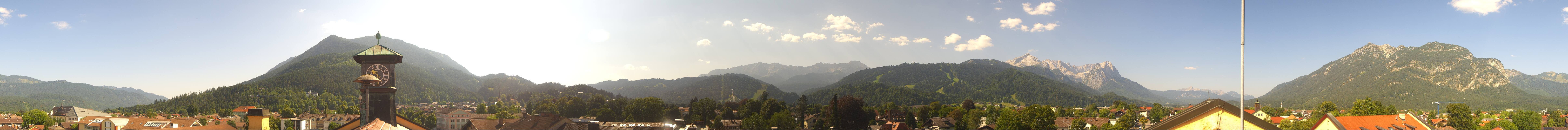 Archiv Foto Webcam Panoramablick Rathaus Garmisch-Partenkirchen