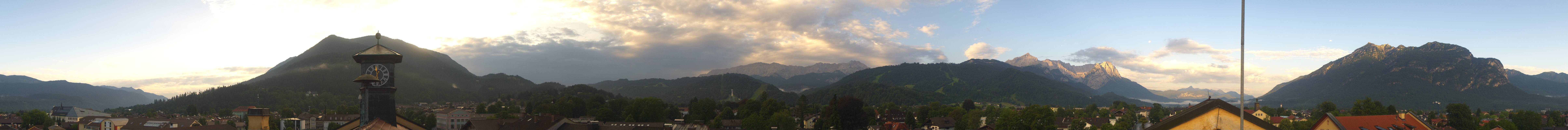 Archived image Webcam Garmisch townhall