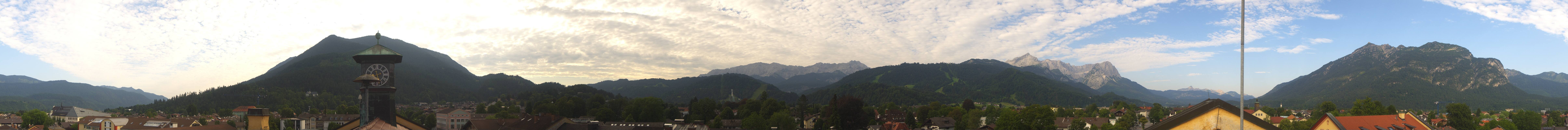 Archiv Foto Webcam Panoramablick Rathaus Garmisch-Partenkirchen