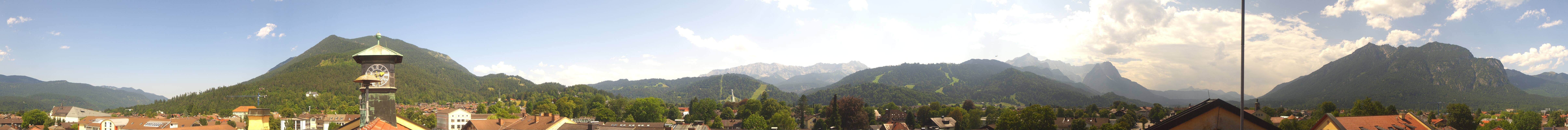 Archiv Foto Webcam Panoramablick Rathaus Garmisch-Partenkirchen