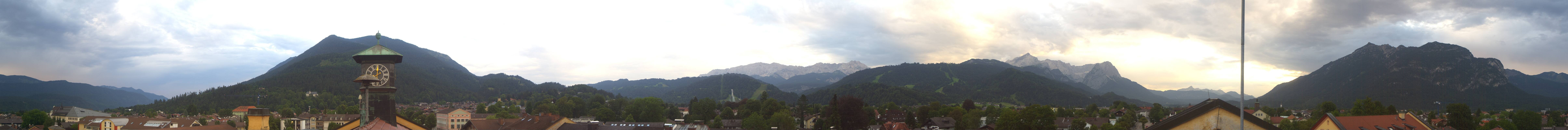 Archiv Foto Webcam Panoramablick Rathaus Garmisch-Partenkirchen