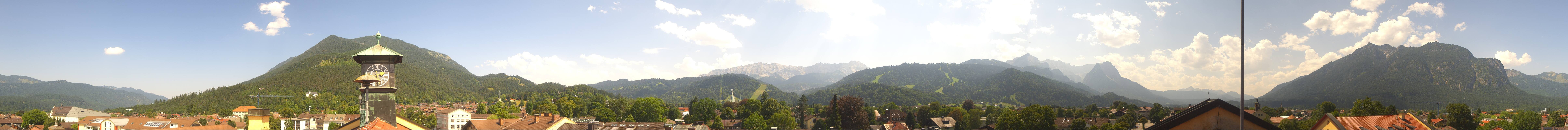 Archiv Foto Webcam Panoramablick Rathaus Garmisch-Partenkirchen