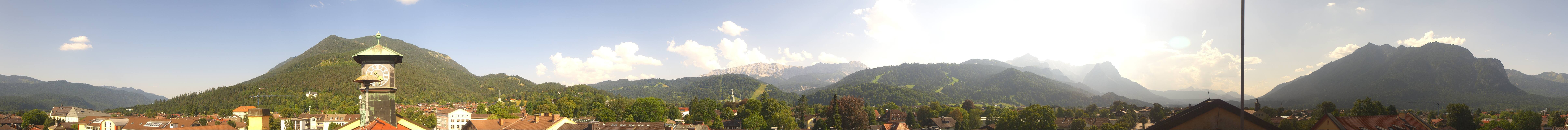 Archiv Foto Webcam Panoramablick Rathaus Garmisch-Partenkirchen