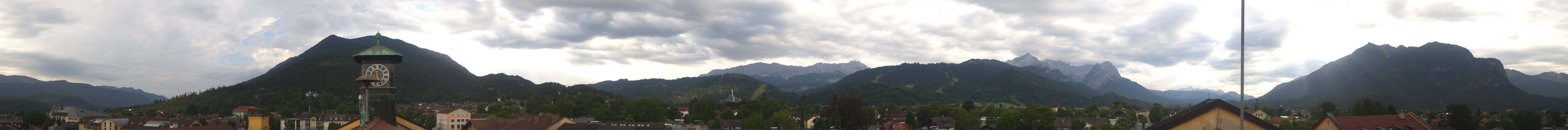 Archiv Foto Webcam Panoramablick Rathaus Garmisch-Partenkirchen