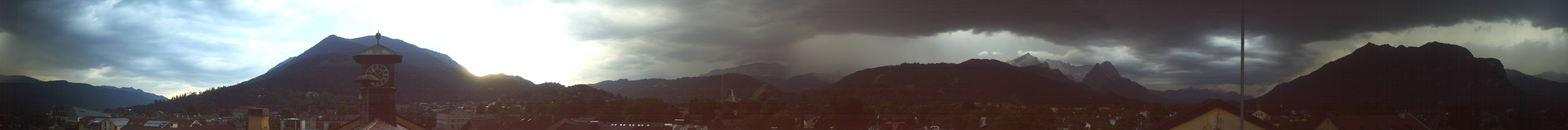 Archiv Foto Webcam Panoramablick Rathaus Garmisch-Partenkirchen