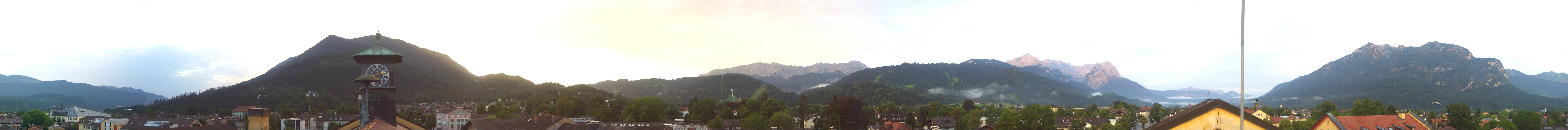 Archived image Webcam Garmisch townhall