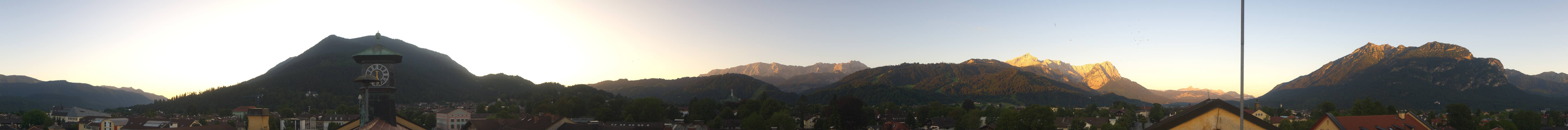 Archived image Webcam Garmisch townhall