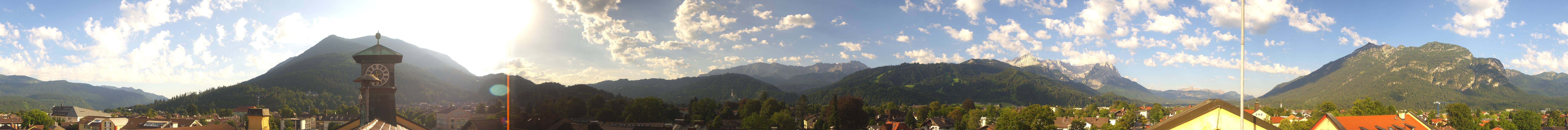 Archiv Foto Webcam Panoramablick Rathaus Garmisch-Partenkirchen
