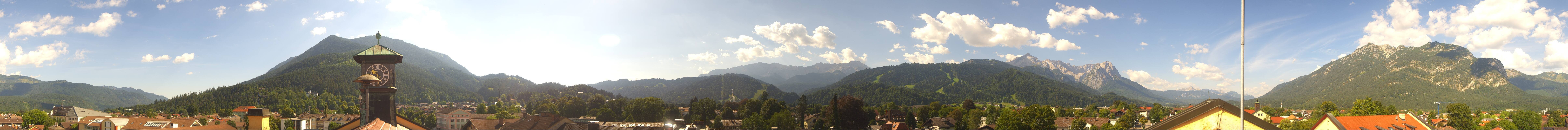Archiv Foto Webcam Panoramablick Rathaus Garmisch-Partenkirchen