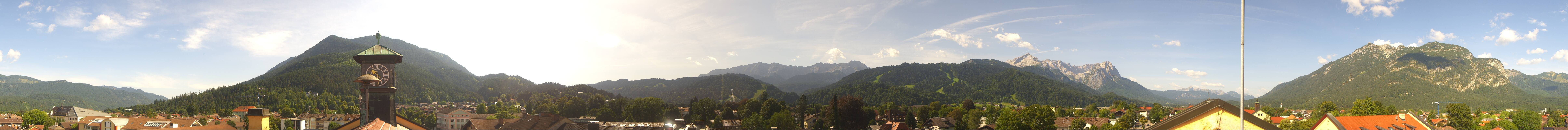 Archiv Foto Webcam Panoramablick Rathaus Garmisch-Partenkirchen