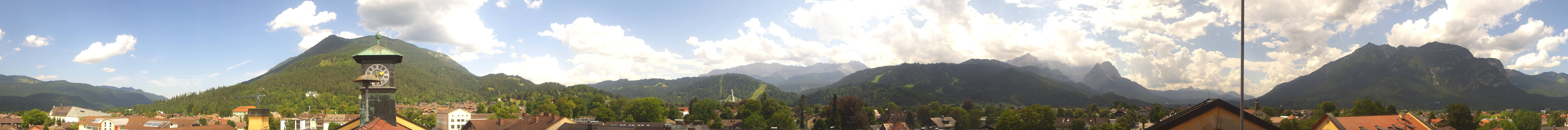 Archiv Foto Webcam Panoramablick Rathaus Garmisch-Partenkirchen