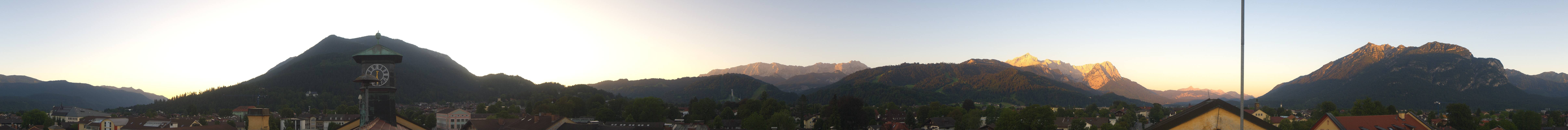 Archived image Webcam Garmisch townhall