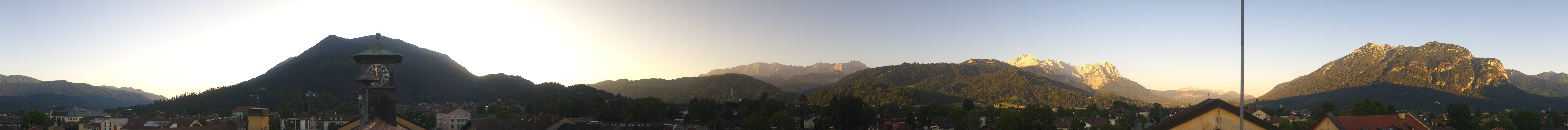 Archived image Webcam Garmisch townhall